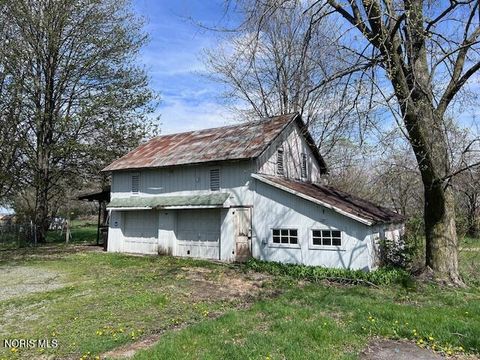 Tiny photo for 125 N Park Drive, McComb, OH 45858 (MLS # 10006383)