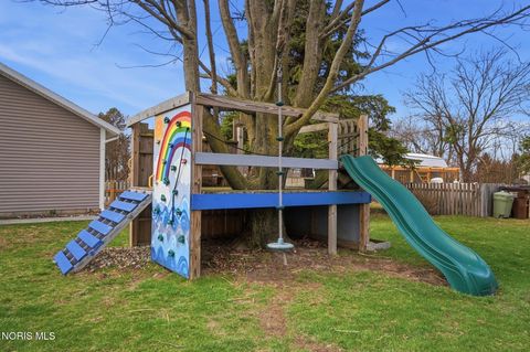 Tiny photo for 848 State Route 109, Napoleon, OH 43545 (MLS # 10005452)