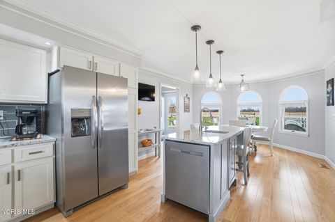 Tiny photo for 848 State Route 109, Napoleon, OH 43545 (MLS # 10005452)