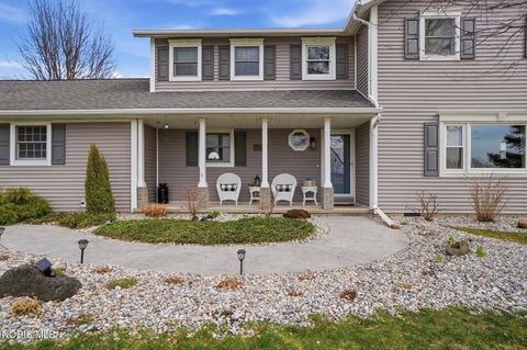 Tiny photo for 848 State Route 109, Napoleon, OH 43545 (MLS # 10005452)
