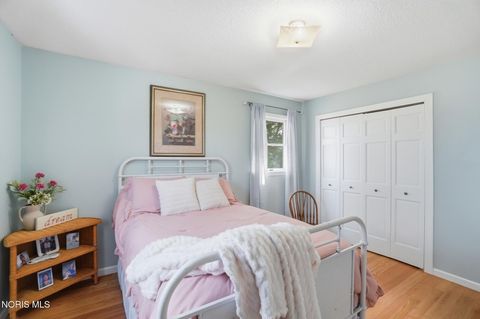 Tiny photo for 848 State Route 109, Napoleon, OH 43545 (MLS # 10005452)