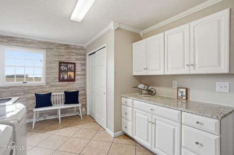 Tiny photo for 848 State Route 109, Napoleon, OH 43545 (MLS # 10005452)