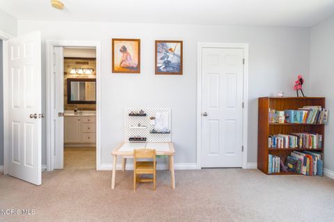 Tiny photo for 4703 Lakeside Drive, Maumee, OH 43537 (MLS # 10007472)