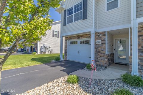 Tiny photo for 4703 Lakeside Drive, Maumee, OH 43537 (MLS # 10007472)