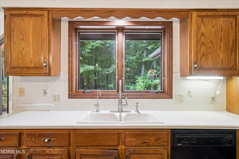 Tiny photo for 6155 Cross Trails Road, Sylvania, OH 43560 (MLS # 10005743)