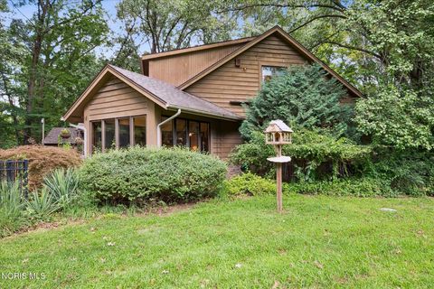 Tiny photo for 6155 Cross Trails Road, Sylvania, OH 43560 (MLS # 10005743)