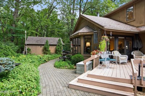 Tiny photo for 6155 Cross Trails Road, Sylvania, OH 43560 (MLS # 10005743)