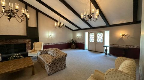 Tiny photo for 7 Knollwood Drive, Perrysburg, OH 43551 (MLS # 10000131)