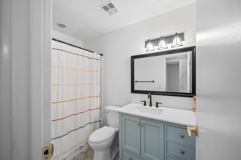 Tiny photo for 7 Knollwood Drive, Perrysburg, OH 43551 (MLS # 10000131)
