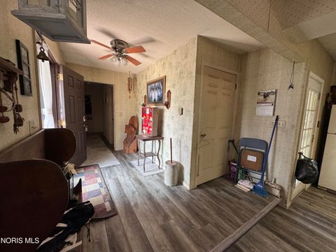 Tiny photo for 1737 9 Road, Edgerton, OH 43517 (MLS # 10010803)