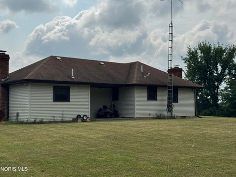 Tiny photo for 1737 9 Road, Edgerton, OH 43517 (MLS # 10010803)