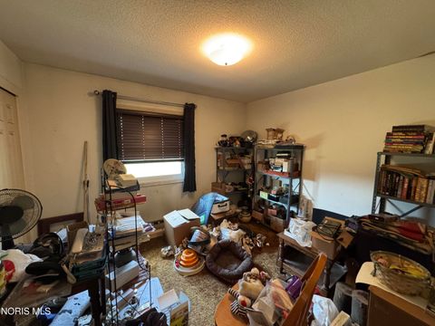 Tiny photo for 1737 9 Road, Edgerton, OH 43517 (MLS # 10010803)