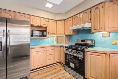 Tiny photo for 5144 Franciscan Boulevard, Sylvania, OH 43560 (MLS # 10003472)