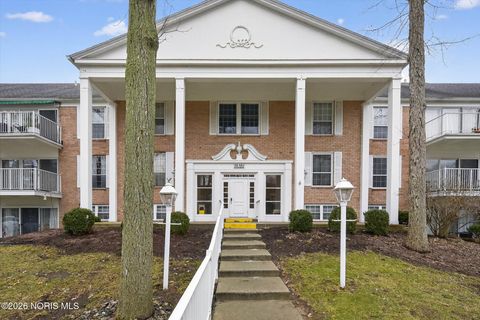 Tiny photo for 5679 Monroe Street #803, Sylvania, OH 43560 (MLS # 10003221)