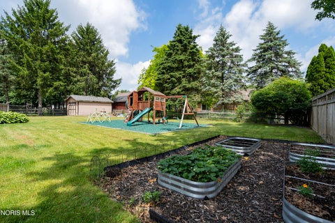 Tiny photo for 7030 Hollywyck Road, Maumee, OH 43537 (MLS # 10009160)