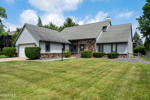 Photo of 7030 Hollywyck Road, Maumee, OH 43537 (MLS # 10009160)