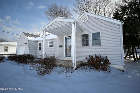 Photo of 504 Helvetia Street, Delta, OH 43515 (MLS # 10002236)