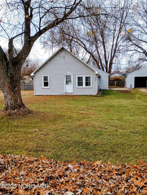 Photo of 342 Roseanna Drive, Toledo, OH 43615 (MLS # 10001713)