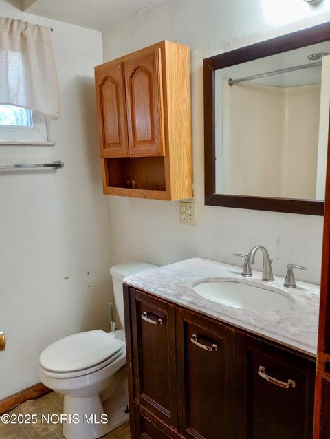 Tiny photo for 342 Roseanna Drive, Toledo, OH 43615 (MLS # 10001713)