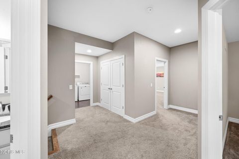 Tiny photo for 2565 Cherry Lake Road, Sylvania, OH 43560 (MLS # 10004374)