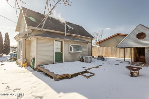 Tiny photo for 2719 Northvale Drive, Oregon, OH 43616 (MLS # 10003380)