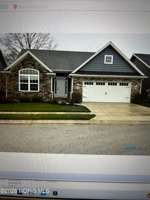 Homes For Sale - 8558 Windsong Court<br/> Monclova, OH 43542