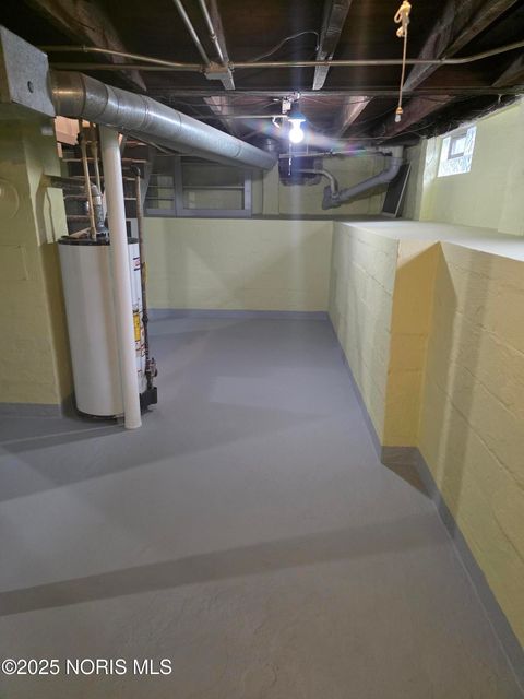 Tiny photo for 545 Milton Street, Toledo, OH 43605 (MLS # 10002358)