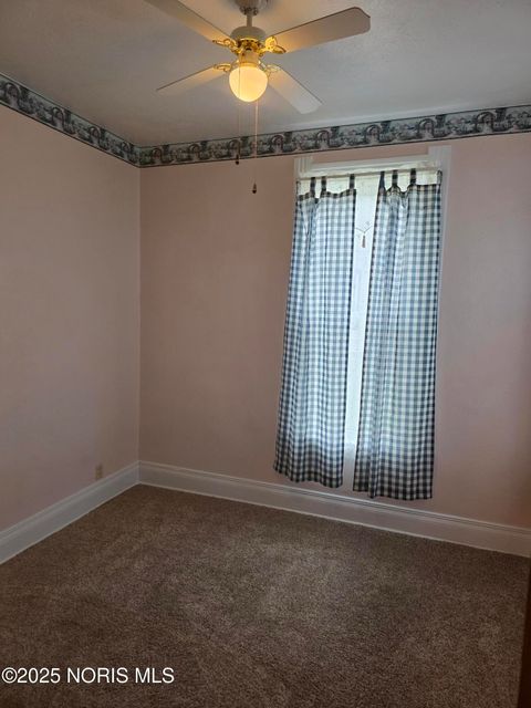 Tiny photo for 545 Milton Street, Toledo, OH 43605 (MLS # 10002358)