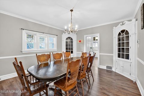 Tiny photo for 229 Woodland Avenue, Swanton, OH 43558 (MLS # 10001185)