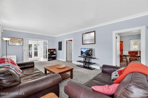 Tiny photo for 229 Woodland Avenue, Swanton, OH 43558 (MLS # 10001185)