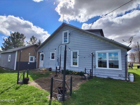 Tiny photo for 9531 County Road B, Leipsic, OH 45856 (MLS # 10006096)