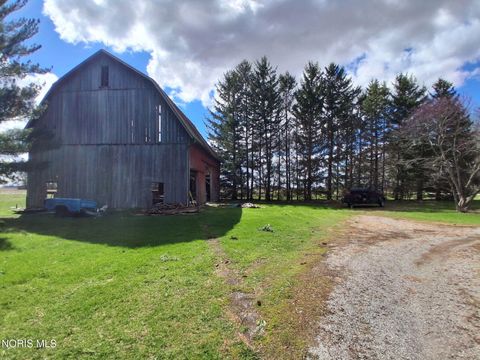 Tiny photo for 9531 County Road B, Leipsic, OH 45856 (MLS # 10006096)