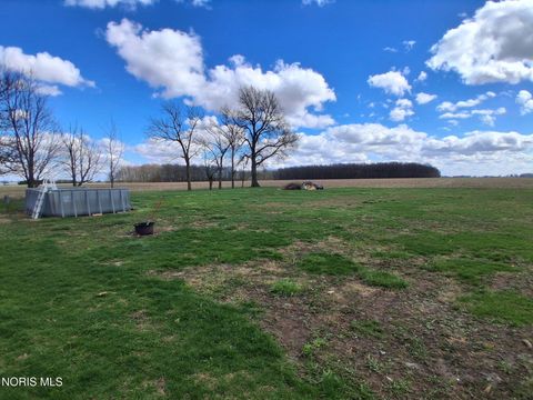 Tiny photo for 9531 County Road B, Leipsic, OH 45856 (MLS # 10006096)