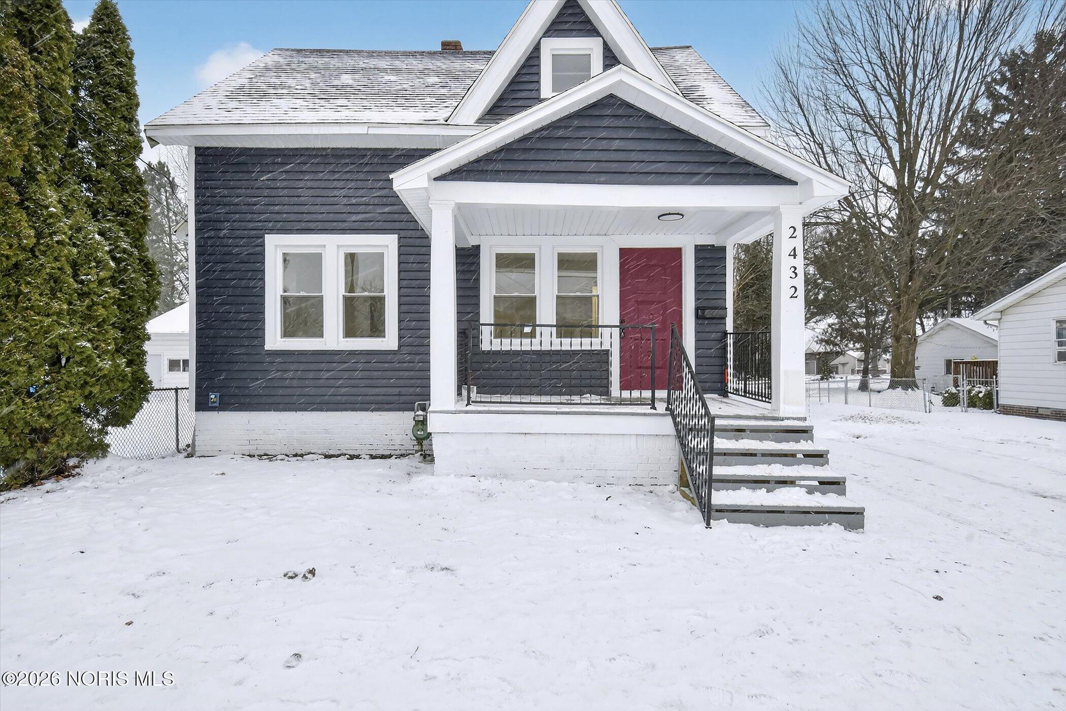 2432 Rochester Place