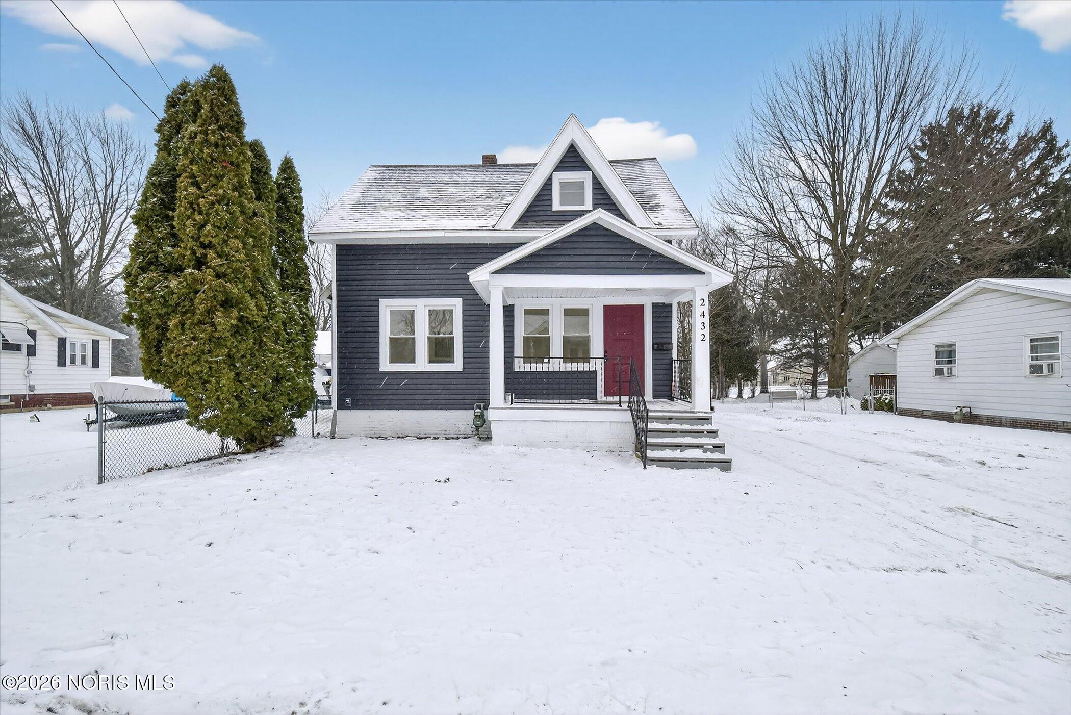 2432 Rochester Place