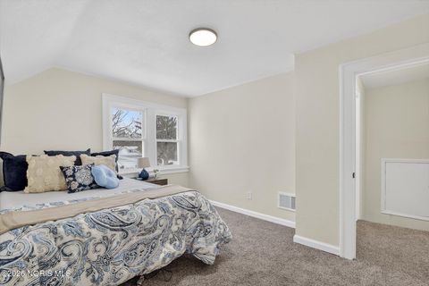 Tiny photo for 2432 Rochester Place, Northwood, OH 43619 (MLS # 10003226)