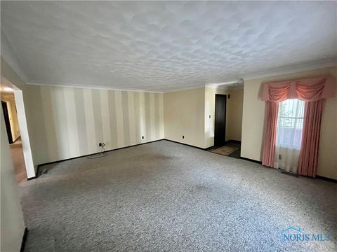 Tiny photo for 111 E Sugar Street, Leipsic, OH 45856 (MLS # 10005039)