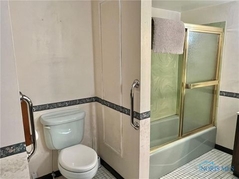 Tiny photo for 111 E Sugar Street, Leipsic, OH 45856 (MLS # 10005039)