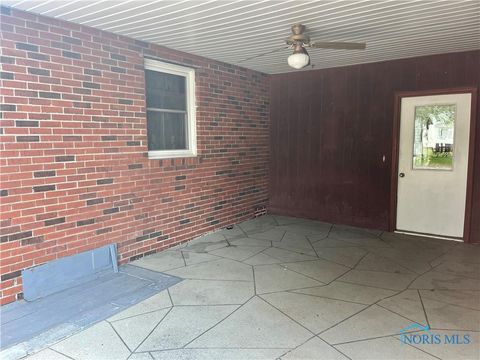 Tiny photo for 111 E Sugar Street, Leipsic, OH 45856 (MLS # 10005039)