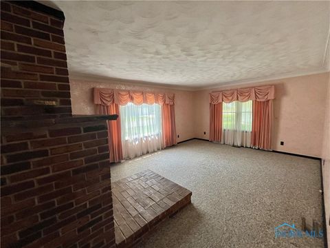 Tiny photo for 111 E Sugar Street, Leipsic, OH 45856 (MLS # 10005039)