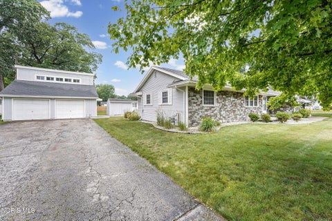 Tiny photo for 7105 Washington Drive, Holland, OH 43528 (MLS # 10010206)