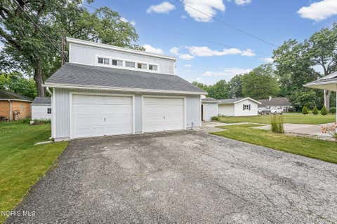 Tiny photo for 7105 Washington Drive, Holland, OH 43528 (MLS # 10010206)