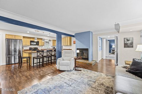 Tiny photo for 7105 Washington Drive, Holland, OH 43528 (MLS # 10010206)
