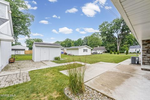 Tiny photo for 7105 Washington Drive, Holland, OH 43528 (MLS # 10010206)