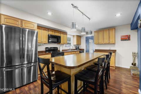 Tiny photo for 7105 Washington Drive, Holland, OH 43528 (MLS # 10010206)