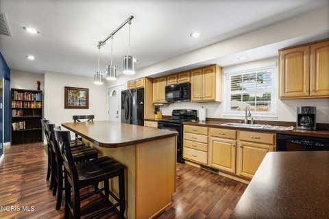 Tiny photo for 7105 Washington Drive, Holland, OH 43528 (MLS # 10010206)