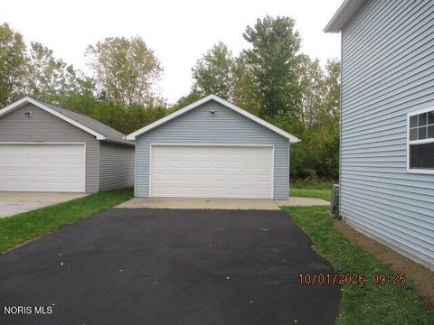 Tiny photo for 1443 Holmes Street, Toledo, OH 43605 (MLS # 10014206)