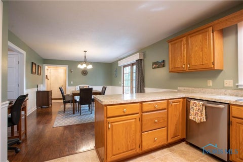 Tiny photo for 2218 Willowtree Lane, Maumee, OH 43537 (MLS # 10013591)