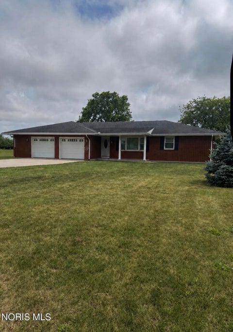 Photo of 6002 Seaman Road, Oregon, OH 43616 (MLS # 10010273)