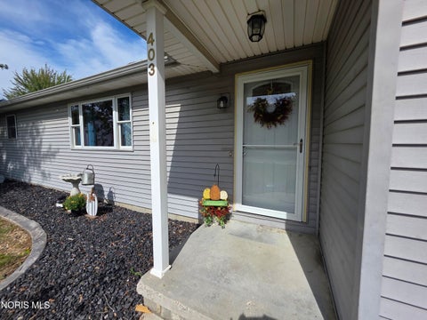 Tiny photo for 403 Enterprise Street, Leipsic, OH 45856 (MLS # 10013463)